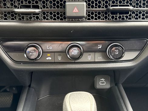 Certified 2024 Honda HR-V LX image 20