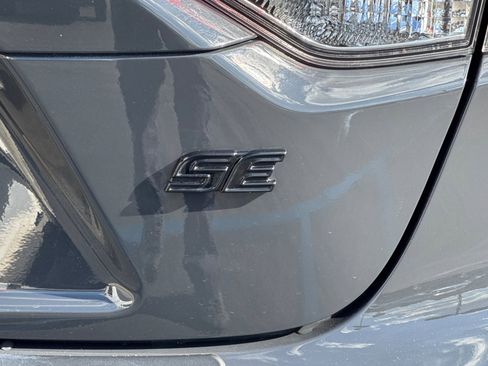 Certified 2025 Toyota Corolla SE image 34