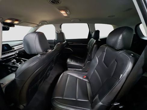 Certified 2023 Kia Telluride S image 25