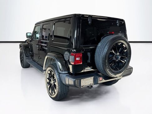 Used 2025 Jeep Wrangler Unlimited Sahara AWD/4WD image 7