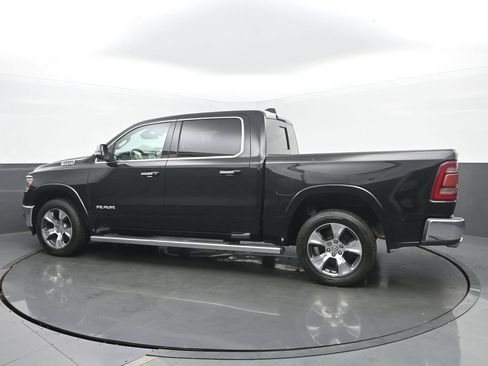 Used 2019 RAM 1500 Laramie AWD/4WD image 3