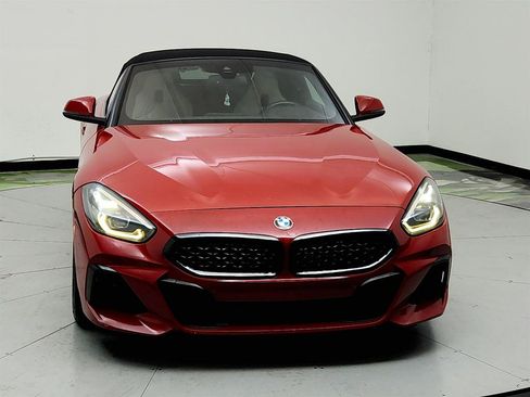 Used 2019 BMW Z4 sDrive30i w/ M Sport Package RWD image 2