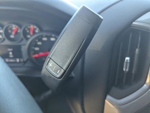 Used 2022 Chevrolet Silverado 1500 Custom image 19