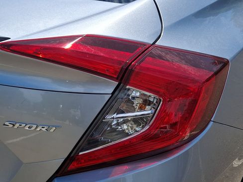 Used 2021 Honda Civic Sport image 12