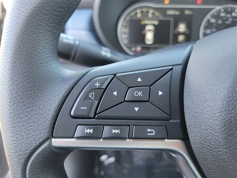 New 2025 Nissan Versa SV w/ Trunk Package image 5