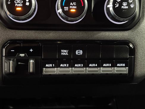 Used 2023 RAM 2500 Tradesman AWD/4WD image 26