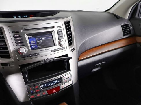 Used 2013 Subaru Outback 2.5i Limited w/ Moonroof Pkg image 26