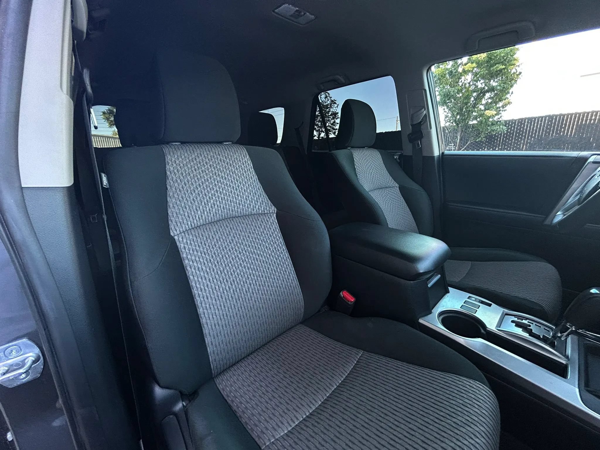 Used 2020 Toyota 4Runner SR5 w/ Wilderness Package AWD/4WD image 24