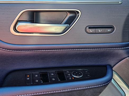 New 2026 INFINITI QX80 4WD w/ Sport Exterior Package image 12