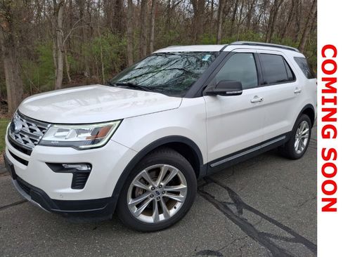 Used 2019 Ford Explorer XLT w/ Equipment Group 202A image 1