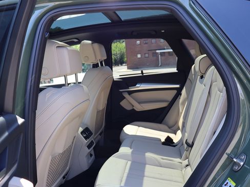 Used 2024 Audi Q5 2.0T Premium Plus w/ Premium Plus Package AWD/4WD image 14