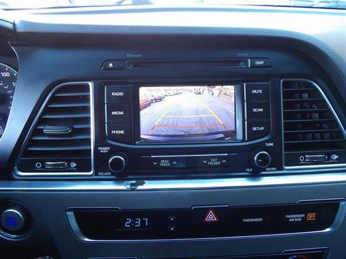 Used 2015 Hyundai Sonata Sport w/ Option Group 03 image 21