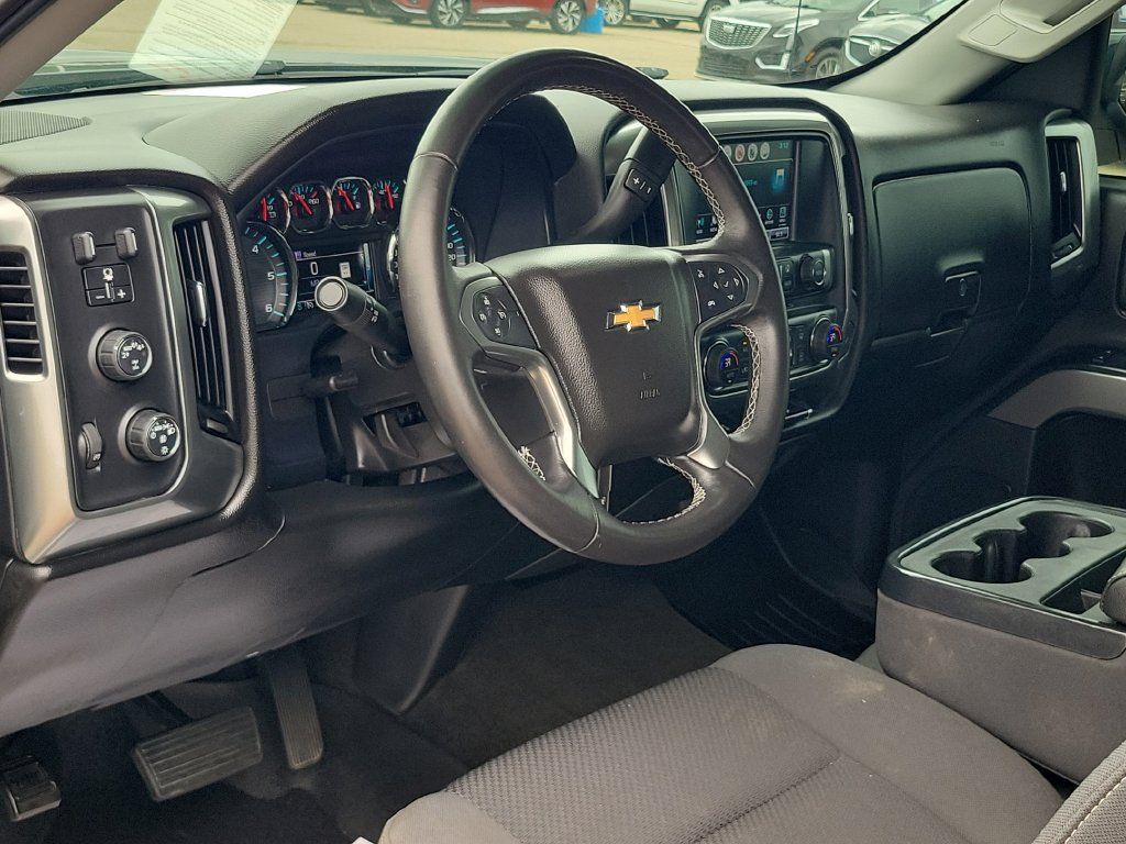 Used 2017 Chevrolet Silverado 1500 LT w/ All Star Edition AWD/4WD image 8