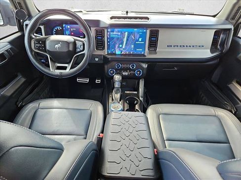 Used 2021 Ford Bronco First Edition AWD/4WD image 17