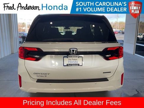 New 2026 Honda Odyssey Touring image 25