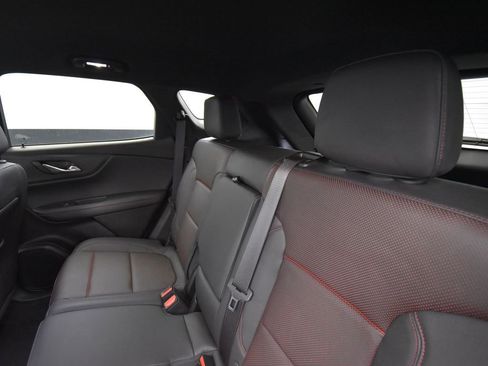 Used 2025 Chevrolet Blazer RS image 12