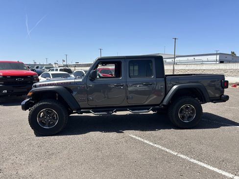 Used 2022 Jeep Gladiator Rubicon w/ Trailer Tow Package AWD/4WD image 2