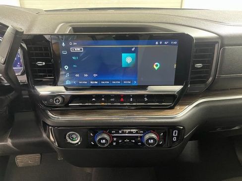 Used 2024 Chevrolet Silverado 1500 RST AWD/4WD image 16