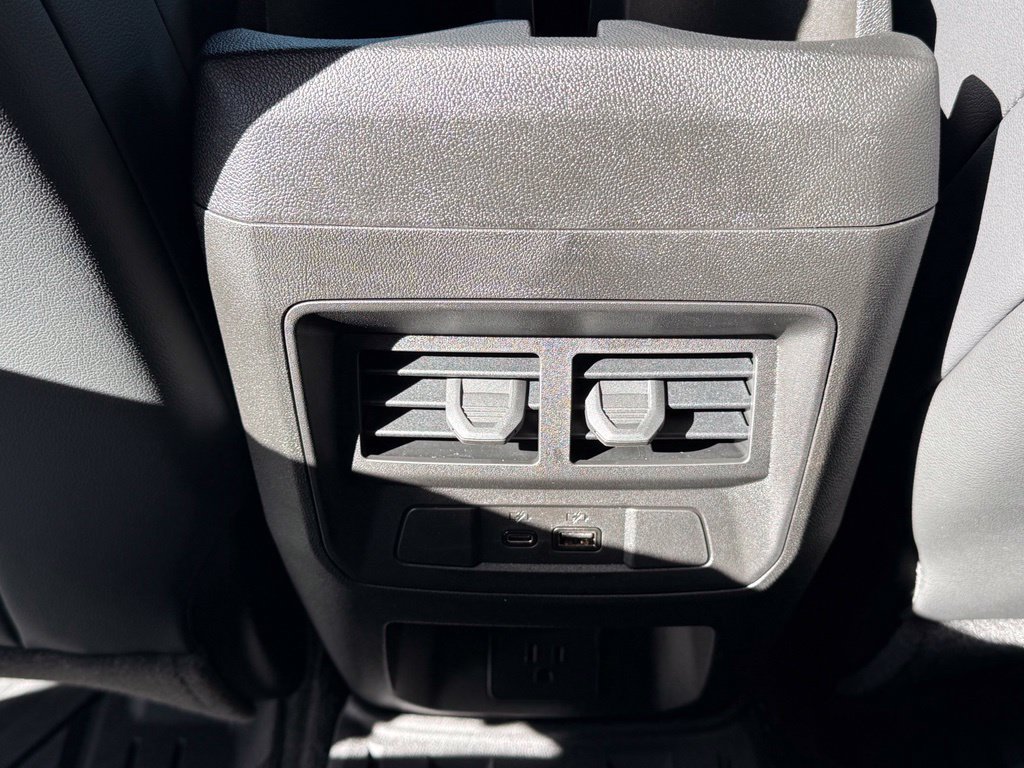 New 2026 Chevrolet Colorado LT w/ LT Convenience Package AWD/4WD image 13