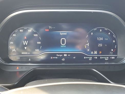 Used 2023 Chevrolet Tahoe Z71 w/ Luxury Package image 12