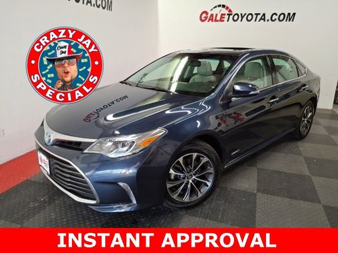 Used 2016 Toyota Avalon XLE Premium image 1