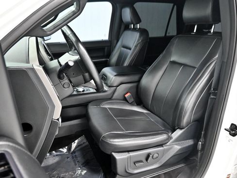 Used 2021 Ford Expedition XLT AWD/4WD image 6