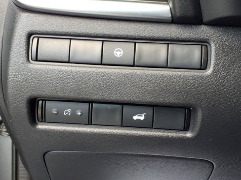 Certified 2021 Nissan Rogue SV w/ Premium Package image 28