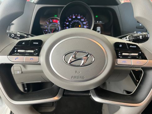 Used 2023 Hyundai Elantra SEL image 22