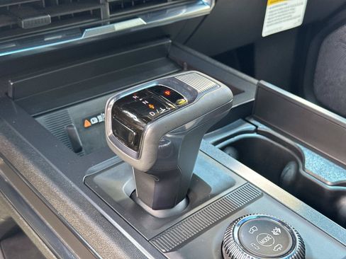 Used 2026 GMC Hummer EV SUV AWD/4WD image 23