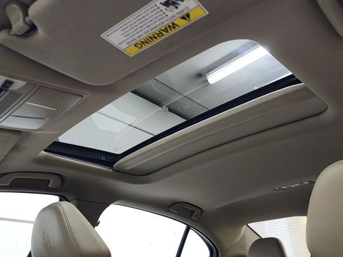 Used 2020 Acura TLX w/ Technology Package image 17