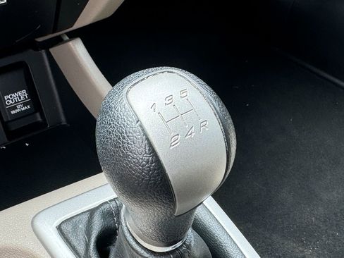 Used 2015 Honda Civic LX image 31