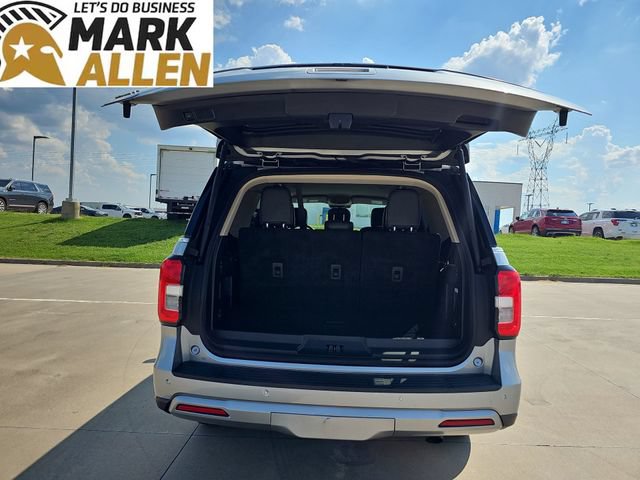 Used 2024 Ford Expedition XLT AWD/4WD image 25