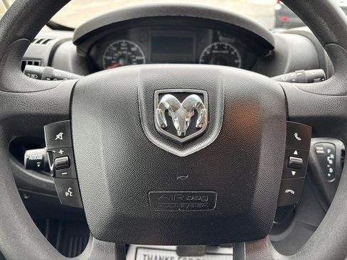 Used 2018 RAM ProMaster 2500 w/ Interior Convenience Group image 16
