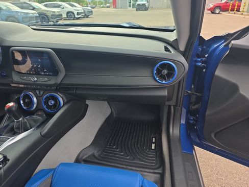Used 2022 Chevrolet Camaro LT RWD image 20