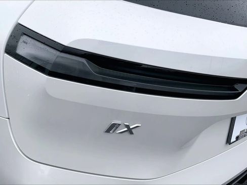 New 2026 BMW iX xDrive45 w/ M Sport Package image 15