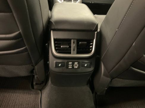 Used 2024 Subaru Legacy Limited image 25