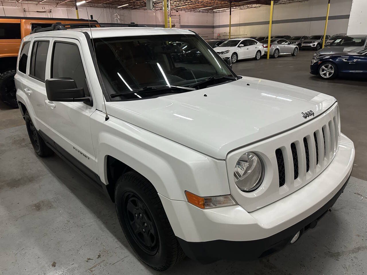 Used 2016 Jeep Patriot Sport w/ Power Value Group FWD image 9