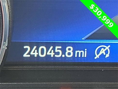 Used 2023 Ford Explorer XLT w/ Equipment Group 202A image 20