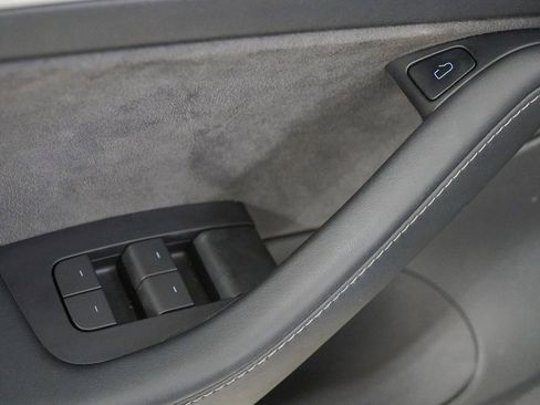 Used 2022 Tesla Model 3 Long Range image 18