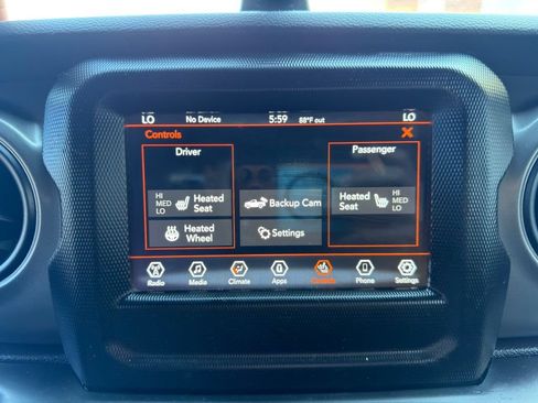 Used 2022 Jeep Gladiator Sport AWD/4WD image 31