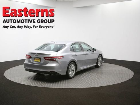 Used 2019 Toyota Camry XLE image 34