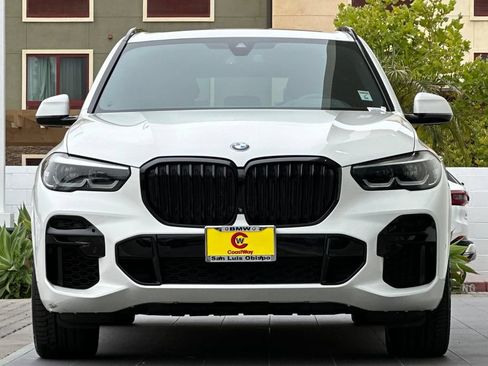 Used 2022 BMW X5 M50i w/ Parking Assistance Package AWD/4WD image 8