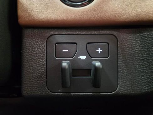 Used 2018 Toyota Tundra 1794 Edition image 85