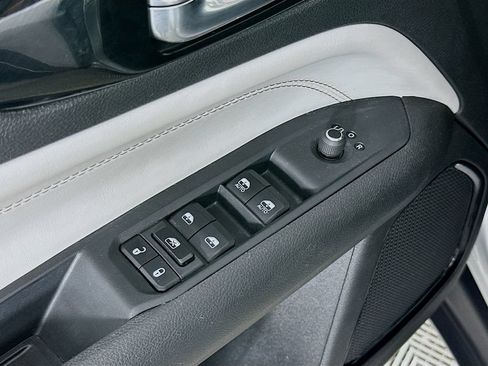 Certified 2025 Jeep Compass Limited AWD/4WD image 26