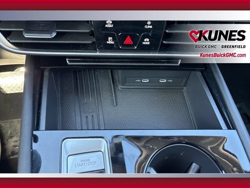 Used 2025 Volkswagen Atlas SE AWD/4WD image 37