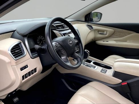 Used 2024 Nissan Murano SV FWD image 16