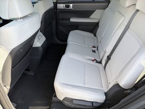 New 2026 Hyundai Santa Fe SE image 22
