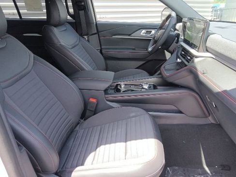 New 2026 Ford Explorer ST-Line RWD image 36