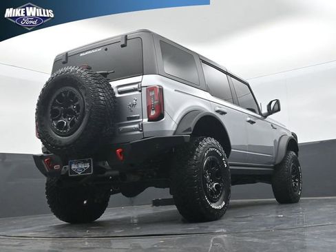 Used 2023 Ford Bronco Outer Banks w/ Sasquatch Package AWD/4WD image 23