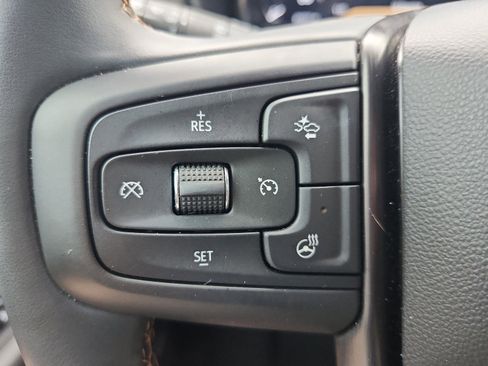 Certified 2024 GMC Yukon AT4 w/ AT4 Premium Package AWD/4WD image 26